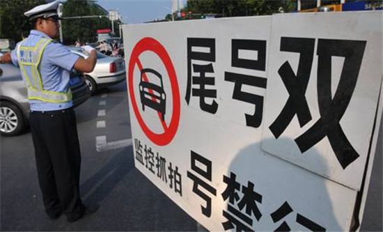 主席座驾——红旗新款检阅车